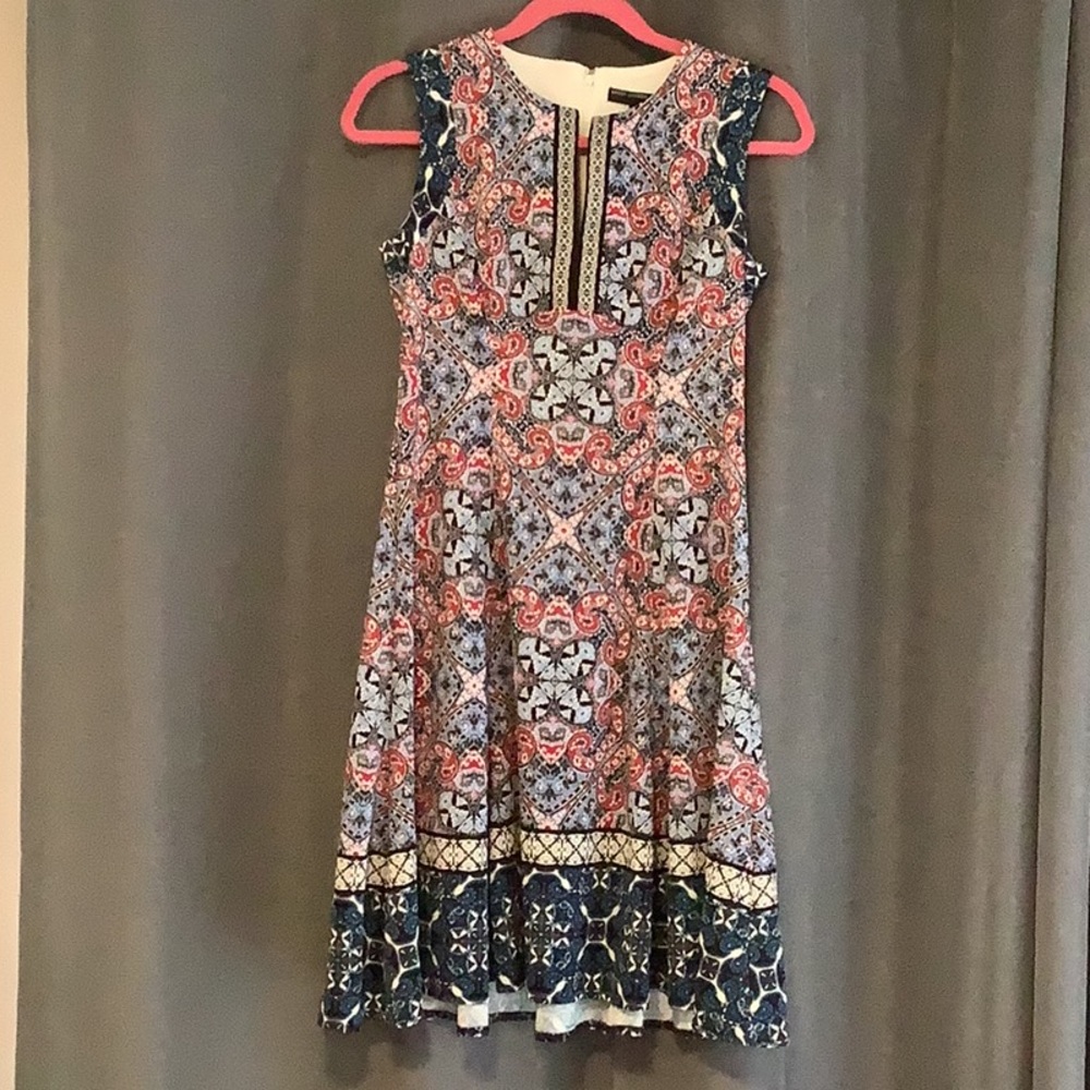 💥 Maggy London red paisley blue print skater dress sz 2